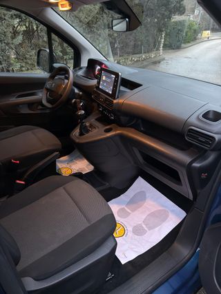 💙 Peugeot Rifter Active 2022 100CV IVA DEDUCIBLE