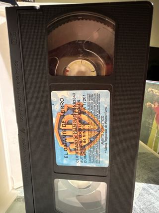 El Gigante de Hierro VHS (Español)