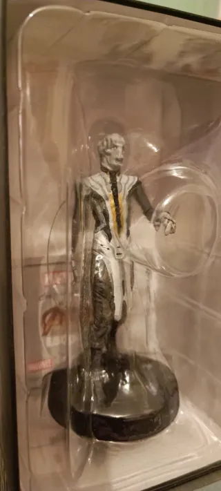 Figura Marvel Fauces Negras Colección