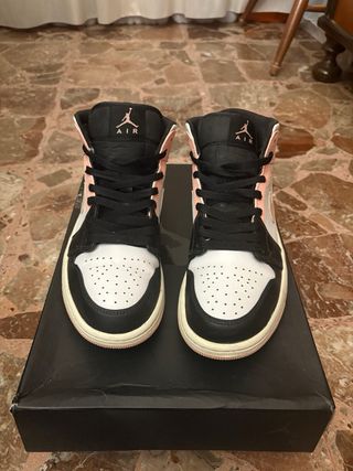 Jordan 1 Mid Pink White