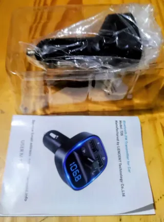 Transmisor bluetooth FM universal para coche