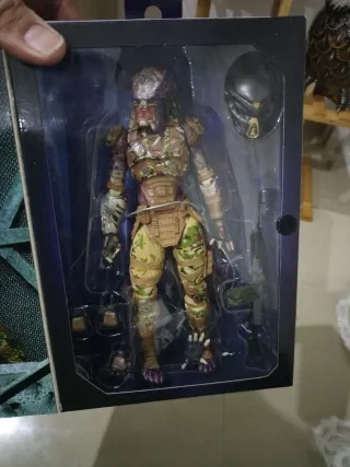 Figura Acción The Predator Emissary neca
