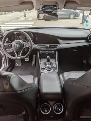 Alfa Romeo Giulia Veloce Q4