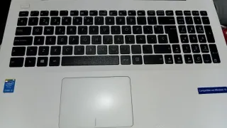 Portátil ASUS F554L Core i3 5ta Gen