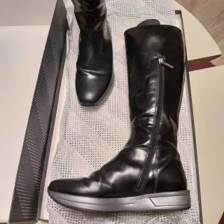 Botas F.Rossetti (120€ valor)