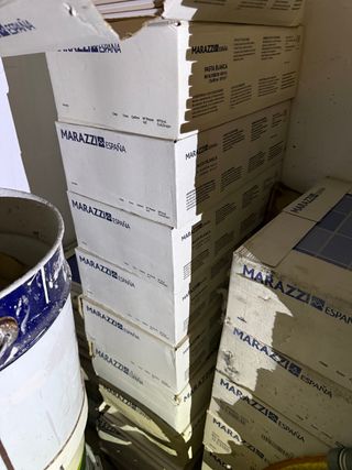 Azulejos Cerámicas en CARBALLO (A CORUÑA)