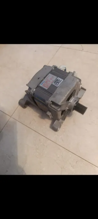 Motor Lavadora AEG Serie 6000