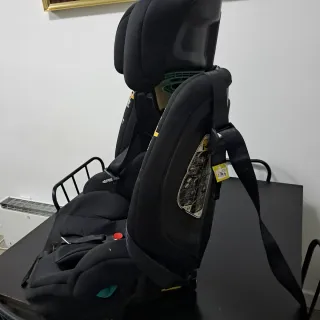 Silla de coche i-Size negra