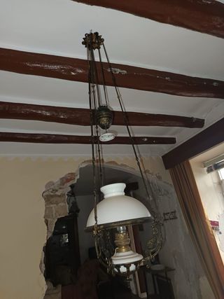 Lámpara de pie antigua