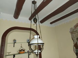 Lámpara de pie antigua