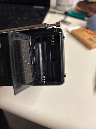 Radio Sangean SR-35 AM/FM Portátil