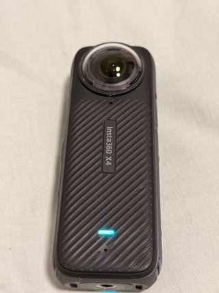 Insta360 X4 Cámara 360 + pack competo de accesorio