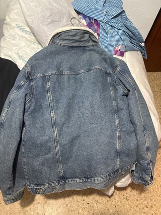 Chaqueta vaquera H&M forrada Talla M
