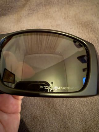 Gafas de sol Oakley fuel cell negras polarizadas