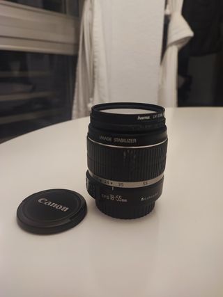 Canon EOS 500D + Objetivo EFS 18-55mm