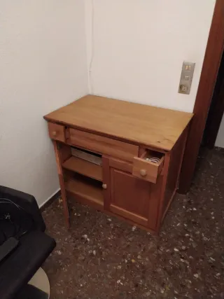Mueble de pino