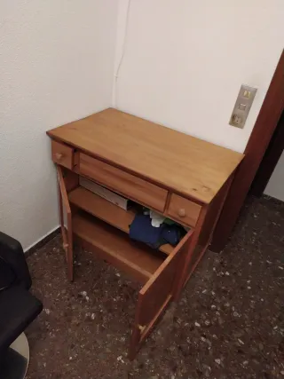Mueble de pino