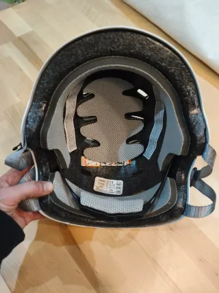 Casco blanco para bici o skate