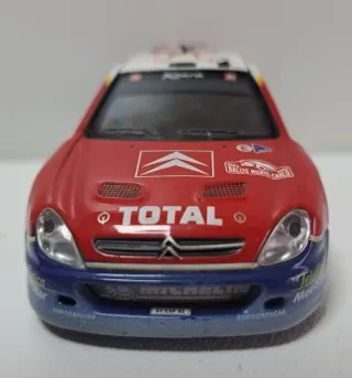 Miniatura Citroën Xsara 1/43 efecto nieve.