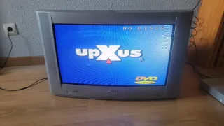 Televisor CRT Philips de 28 pulgadas