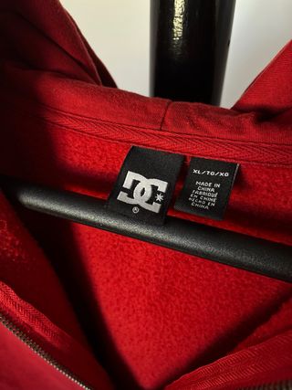 Sudadera DC roja algodón grueso