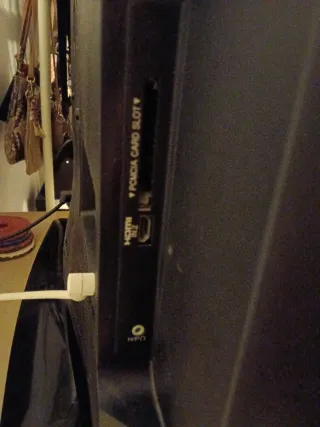 Televisor LG Negro de 60x90 con mando