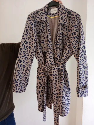 Gabardina Junarose  Animal Print