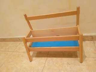 Librería infantil madera Ikea