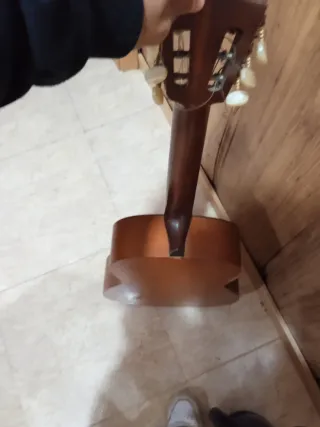 Guitarra Clásica Marrón