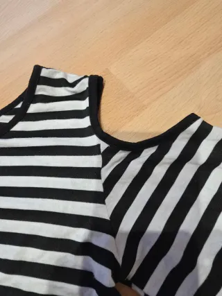 Camiseta hombros descubiertos