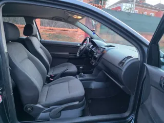 Volkswagen Polo 1.4i etiqueta medioambiental