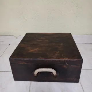 Maletín tocadiscos antiguo