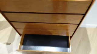 Cómoda de madera natural cerezo