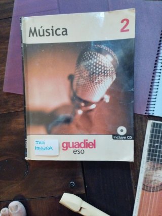 partituras y libro de música: Piano y Guitarra