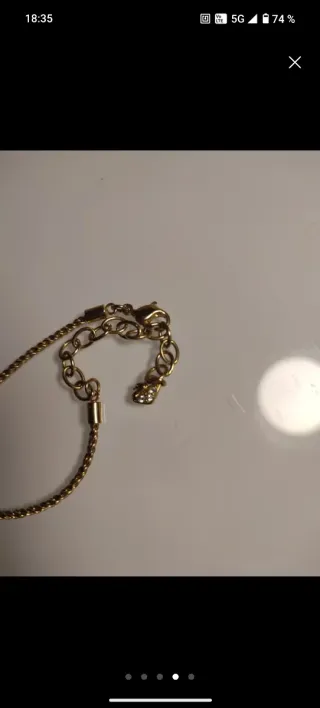 Colgante Cruz Insigne de Swarovski