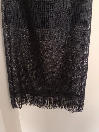 Vestido midi palabra de honor con flecos