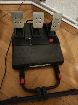 Thrustmaster T300 GT + Playseat Challenge