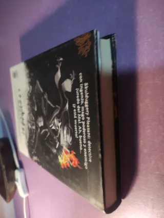 1 Libro Skulduggery Pleasant: Detective Esqueleto