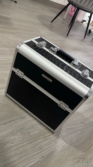 Maletín Maquillaje SOHOMICS Negro y Plata