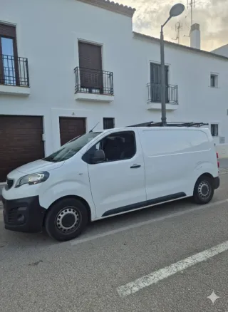 Peugeot Expert 2021