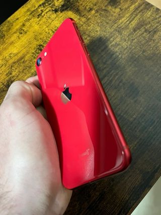 iPhone SE (2ª Gen) Rosso