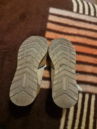 Zapatillas deportivas hombre beige y marrón