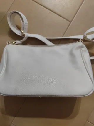 Borsa bianca con logo a V