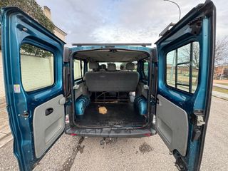 Opel Vivaro 2006