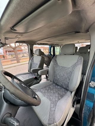 Opel Vivaro 2006