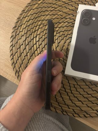 iPhone 16 - Salud de Batería 90%