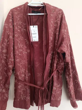 Kimono bordado lino con abalorios zara