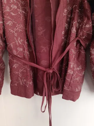 Kimono bordado lino con abalorios zara