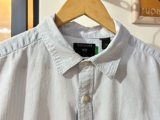 Camisa Dockers, talla L Slim, rayas Azul y Blanco