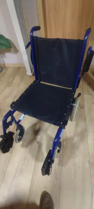 Silla de ruedas, en perfecto estado sin desgaste